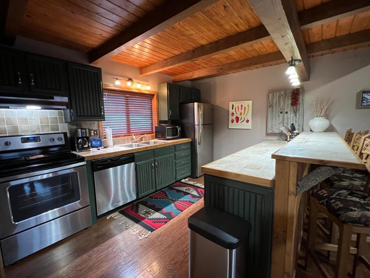 Aspen West 5 Townhouse With High Speed Wifi Apartment Red River Exterior photo